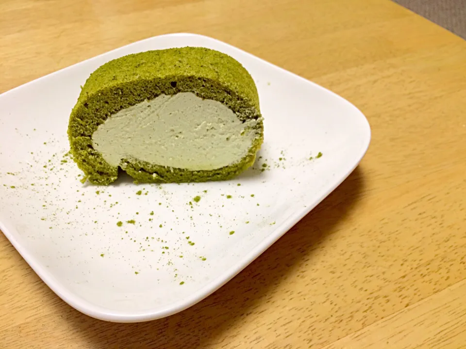 Snapdishの料理写真:チョットいい材料で 抹茶のロールケーキ|KAWASAKI侑Jさん