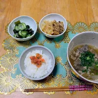 肉吸、キュウリとワカメの酢の物、しめじと豚肉の炒め物、大根の炊きもの|chikaさん