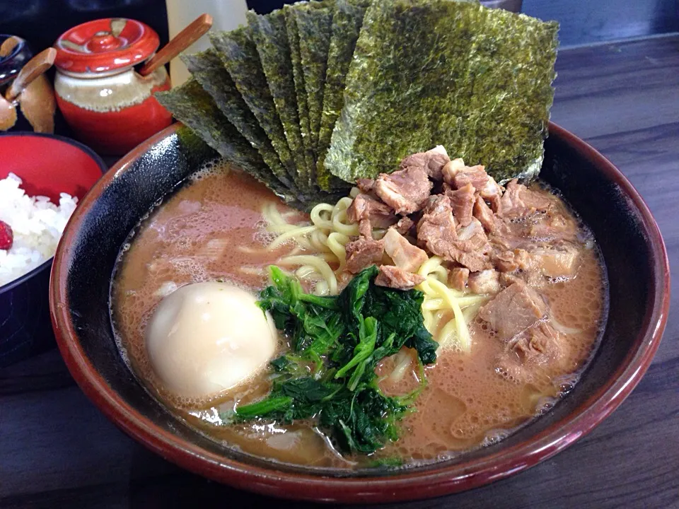 家系ラーメン|幸家さん