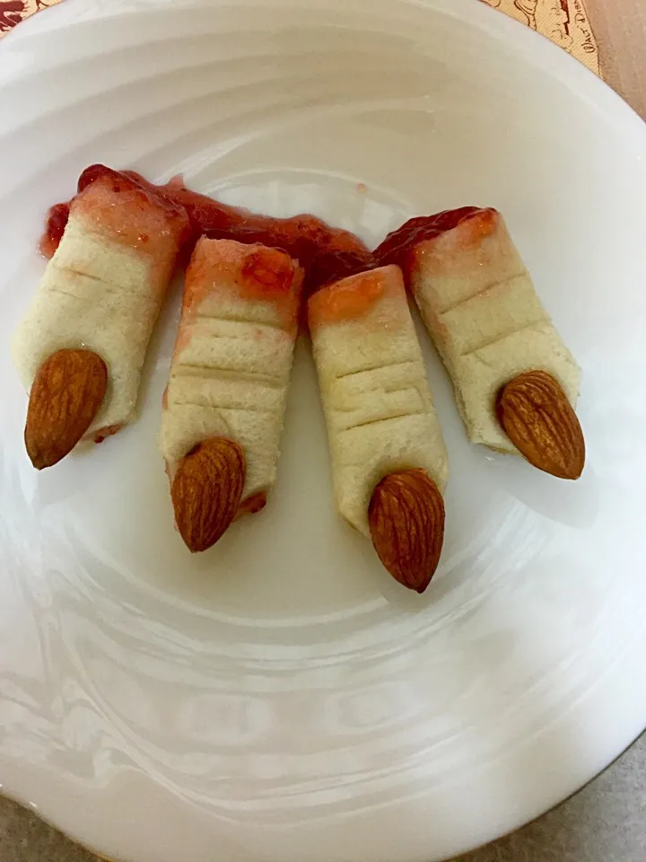 Finger bread #trickortreat|joさん