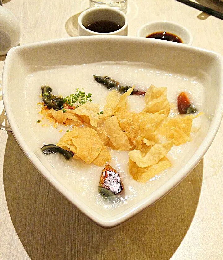 Century egg Pork Congee|Mariano Ngさん