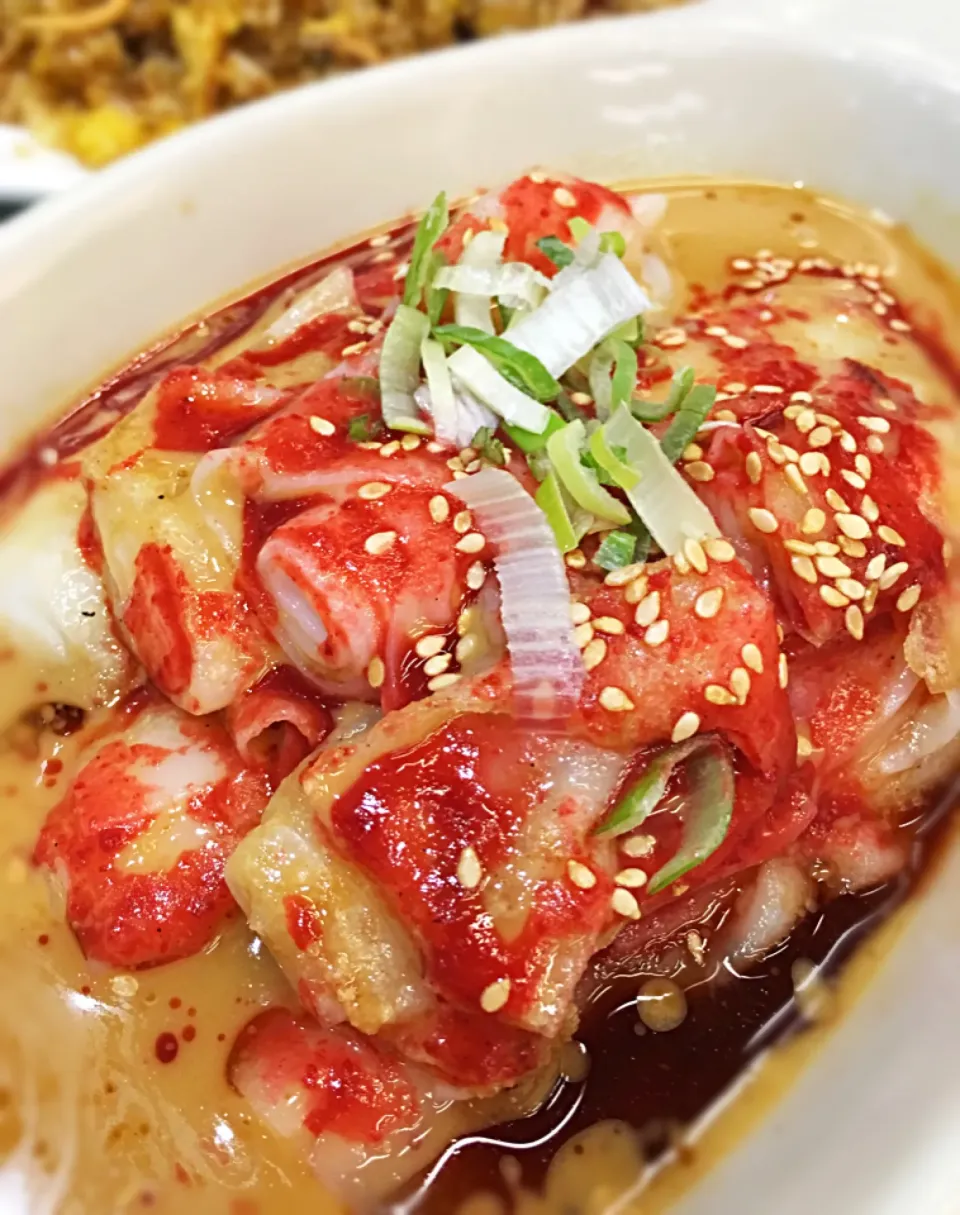 Hongkong style rice rolls with sesame sauce & red sauce. 港式肠粉@Central Hongkong Cafe, Orchard Central|coxiella24さん