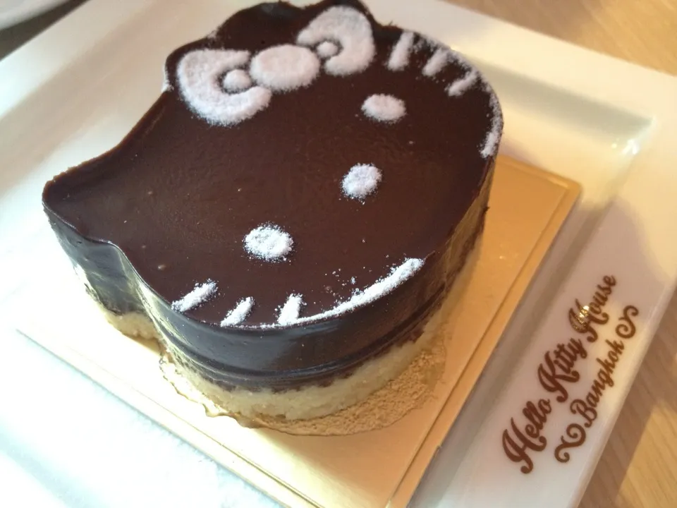 Snapdishの料理写真:Hello kitty cake|Elaineさん