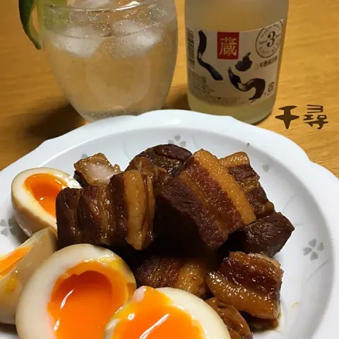 「琉球泡盛「くら」 三年熟成古酒 25度」を使ってみたSnapdishの料理・レシピ写真:「くら」頂きました〜〜🎶🎶
沖縄らしいお料理で乾杯〜😃