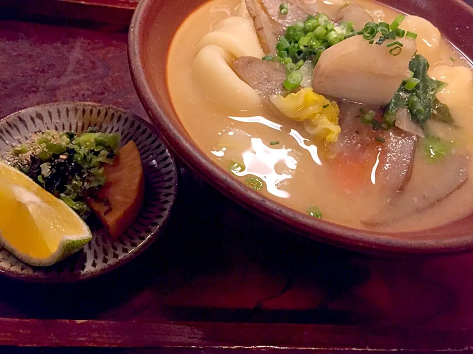 大分名物〜だんご汁食べなきゃ帰れない！(*´﹃｀*)|さくたえさん