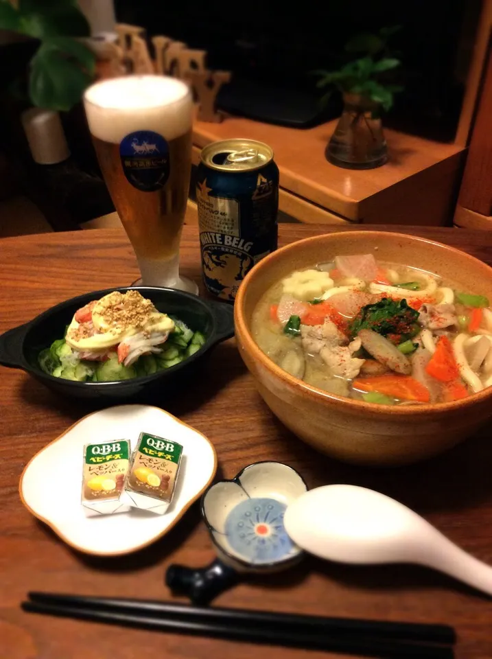 Snapdishの料理写真:豚汁うどん、きゅうりとカニカマのマヨネーズ和え、お気に入りチーズ 2015.10.31|キラ姫さん