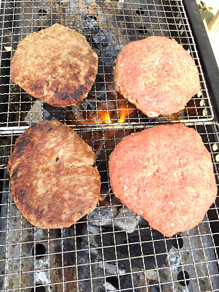 炭焼きハンバーグ🔥|風流料理人さん