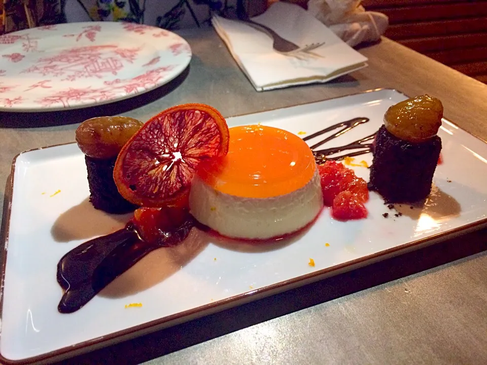 Blood Orange Goat Cheese Panna Cotta w/ Chocolate Cake & Honey Chestnut|willklhさん