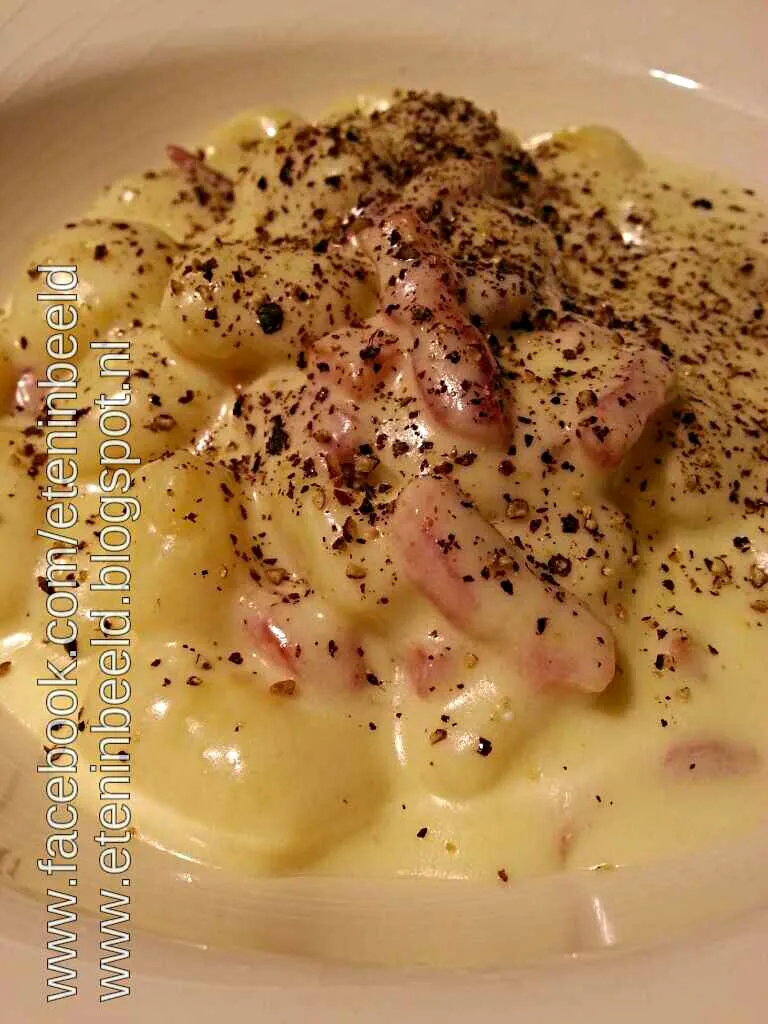 Snapdishの料理写真:Gnocchi Alfredo|Frank&Jolanda - Eteninbeeldさん