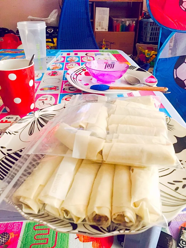 Mung Beans Sprouts with minced beef spring rolls|Marnisaさん