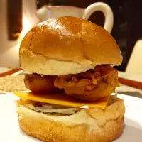 Snapdishの料理写真:Stuffed fried eggs burger! Indian street food.|gayatri singhさん