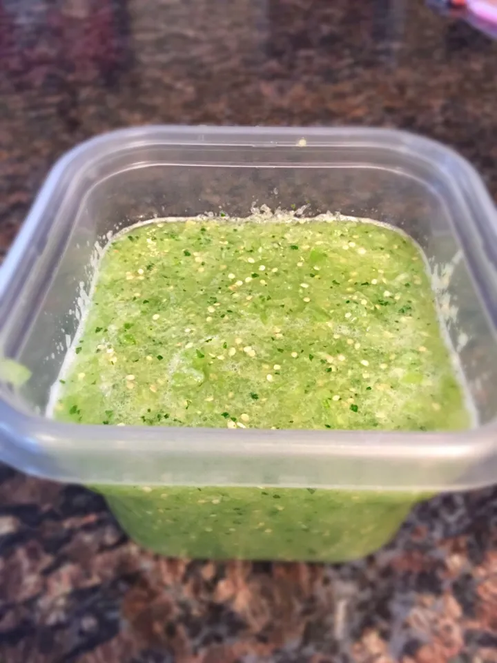 Snapdishの料理写真:Tomatillo Pineapple Salsa|Gregさん