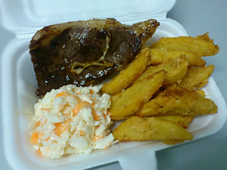 Grill Beef + Coleslaw + potato wedges^^|xanderaさん