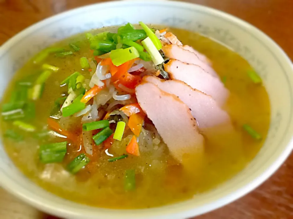 低カロリー 鶏塩ラーメン|yuki yamaokaさん