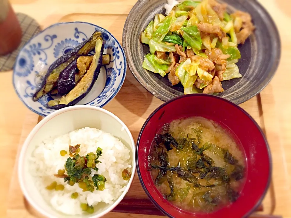 豚とキャベツのみそ炒め🍀茄子の香味和え🍀根菜お味噌汁🍀大根葉のふりかけ|mochaさん