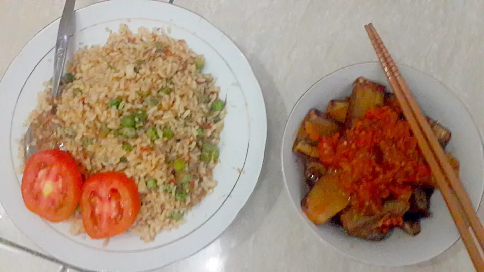 Snapdishの料理写真:friedrice and spicy 'terong'|Desy Nataliaさん