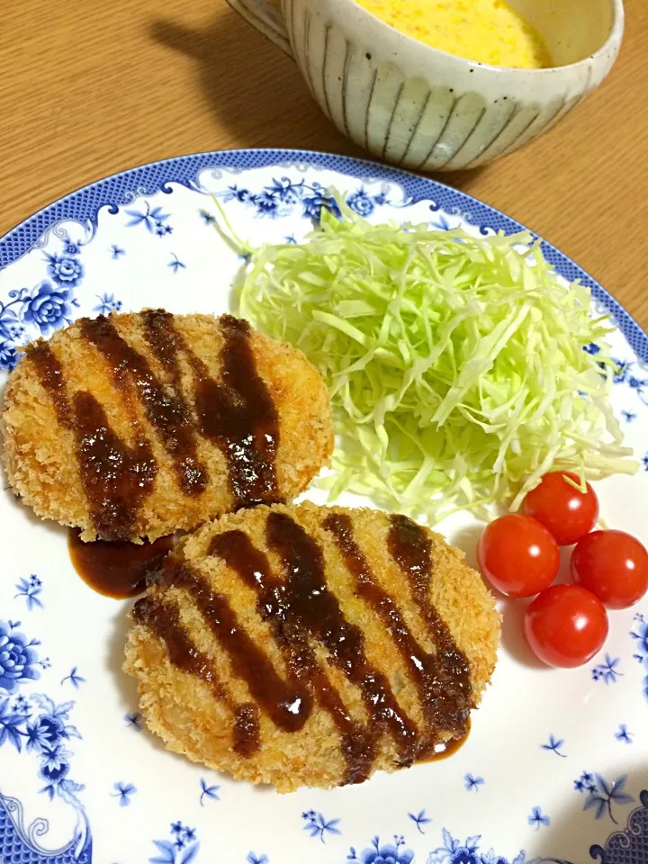 Snapdishの料理写真:実家のおばあちゃんの味♡懐かしいコロッケ|acoyaさん