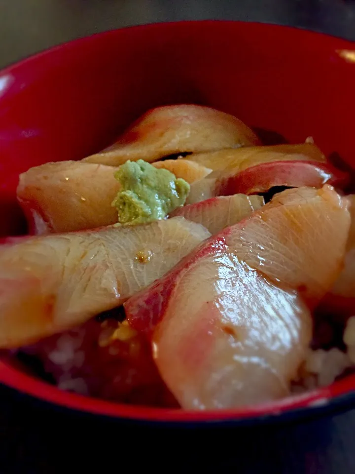 ブリ丼|ひばりさん