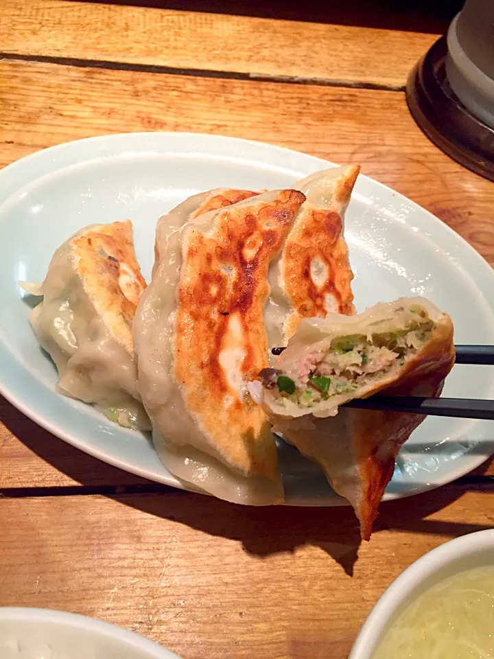 Snapdishの料理写真:Gyoza|Kumigarさん