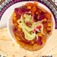 Chilli Tortilla bowl 😍 with Fennel Salad|Souad Mokdadさん