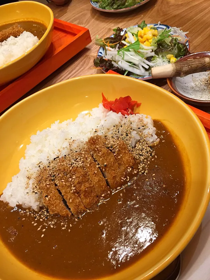 Snapdishの料理写真:ヒレカツカレー|カリヤ レイイチロウ。さん