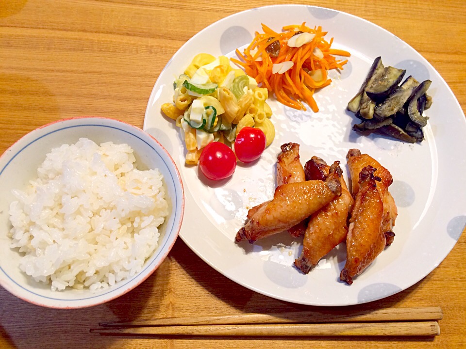 手羽中のオーブン焼き 副菜でお野菜いろいろ 胚芽米の和定食 Pigmeg Snapdish スナップディッシュ Id D5umqa