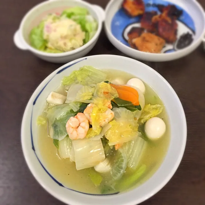 お野菜たっぷり中華風うま煮？！
お豆腐にかけていただきます😁|NanaMOさん