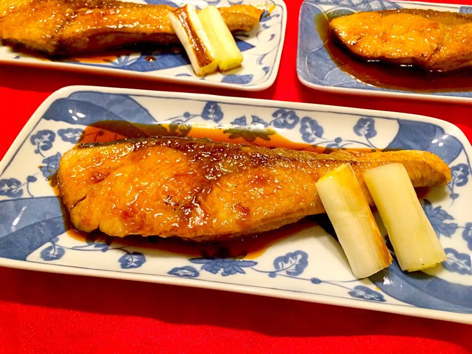 みったんの ブリの照り焼きコチュジャン風味♪|まるまさん