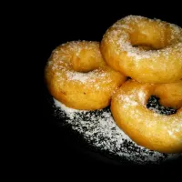 Snapdishの料理写真:doughnut waterroux mahasiswa, karena mahasiswa harus hemat ya, no telur no kentang ... 😘 rasa nya enyaaaaaaaak|dyah ayuさん