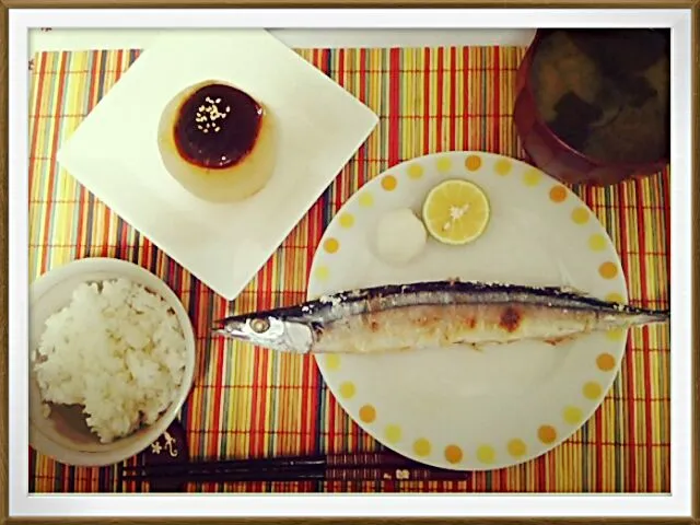 秋刀魚の塩焼き。ふろふき大根。お味噌汁。|めぐチー🌿さん