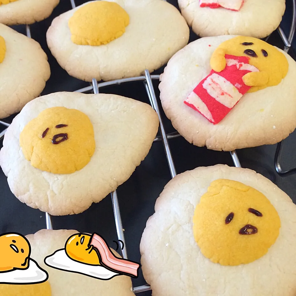 Gudetama cookies! Handmade and so adorable! 🍪🍪|Tinky 🍒さん