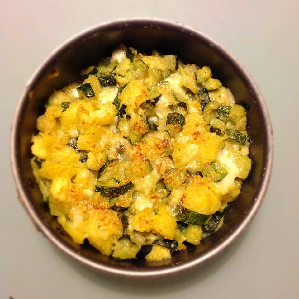 Zucchini onion and potato Parmesan bake|Stefan Labuschagneさん