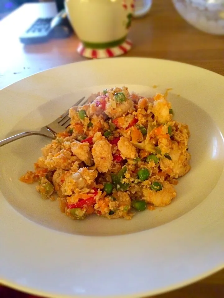 Healthy - spicy chicken and shrimp cauliflower fried "rice"|Niamh Moylanさん