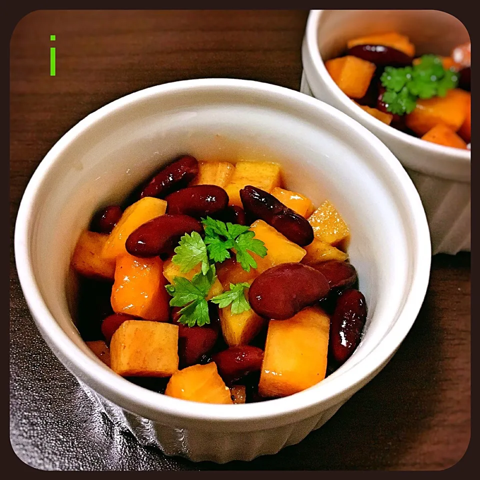 柿と金時豆のサラダ 【Persimmon and red kidney bean salad】|izoomさん