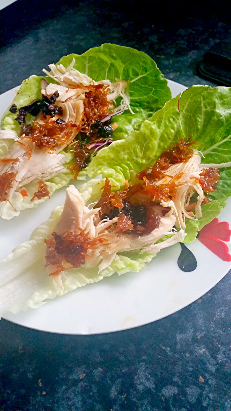 Sweet lettuce wrap chicken & dry scallops|jane yongさん