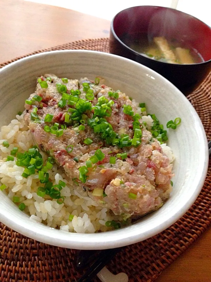 ブランチは鯵のなめろう丼😋|アイさん