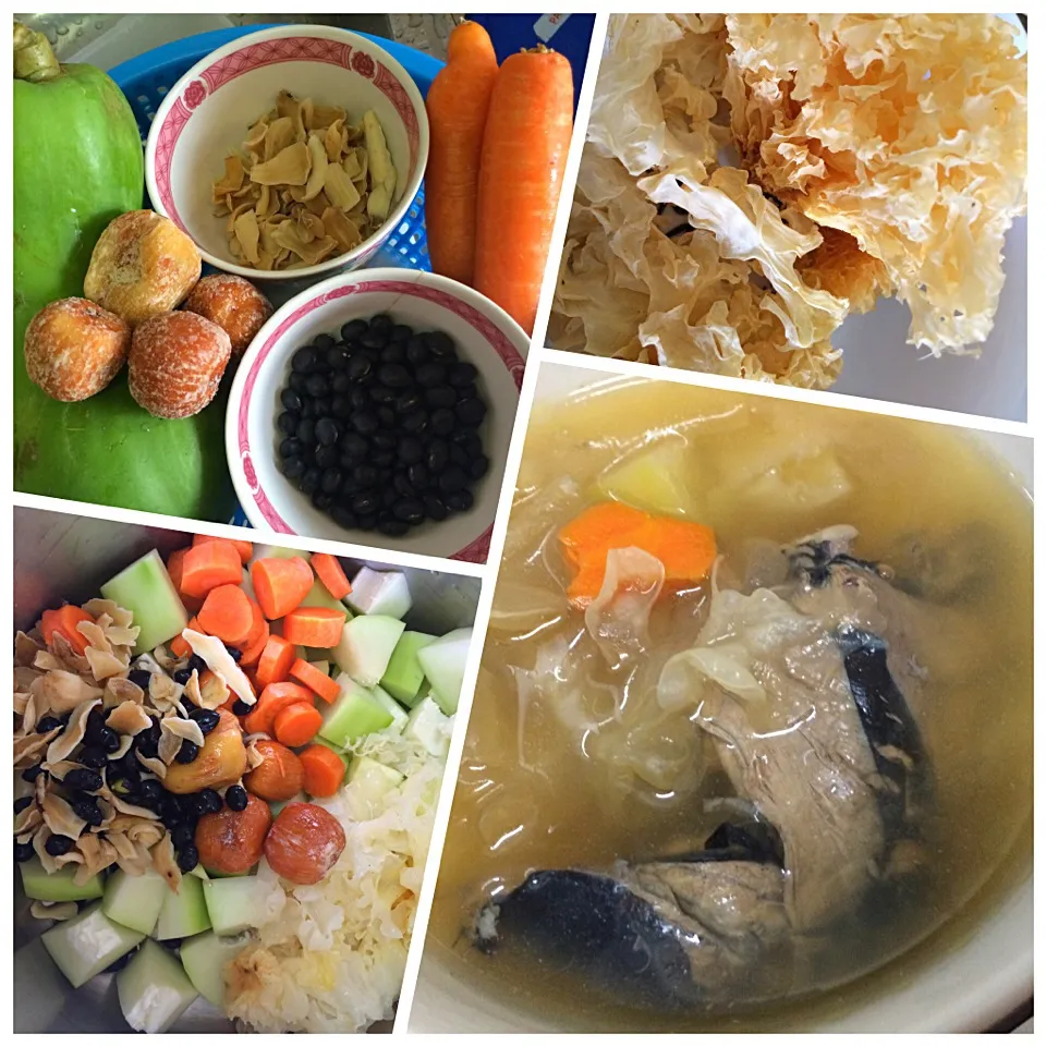 Papaya Fungus Soup! Rich in collagen and enhances skin moisture and lungs. Also helps in releasing cough and dissolves phlegm. #homecook #homemade #nourishingso|Kenex Kum Chee Kuanさん