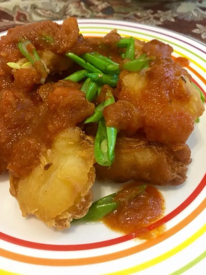 Crispy Fish Nuggets with Spicy Sweet Sour Sauce.|Joha Hassanさん