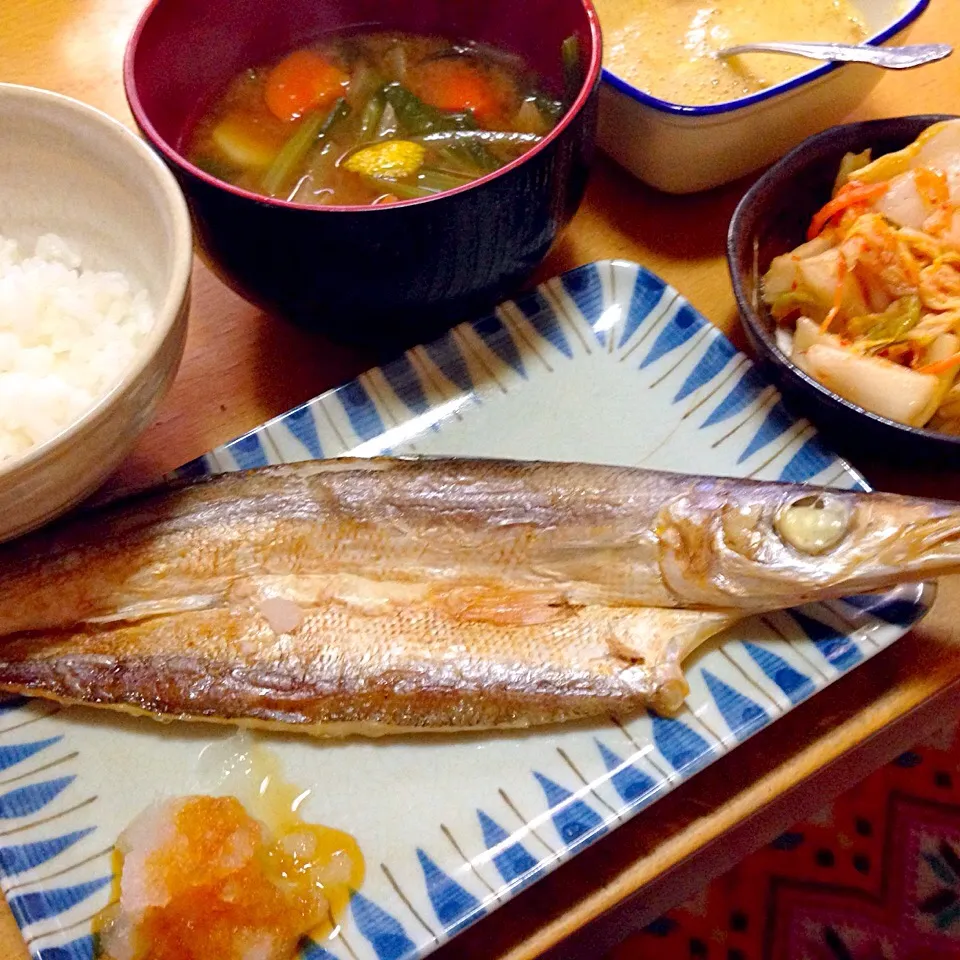 カマスの干物で朝定食(⑅ ॣ•͈ᴗ•͈ ॣ)|こなちゅんさん