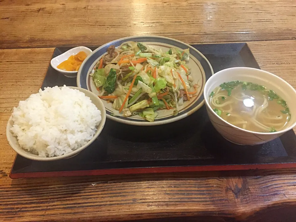 野菜チャンプルー定食|麦汁さん