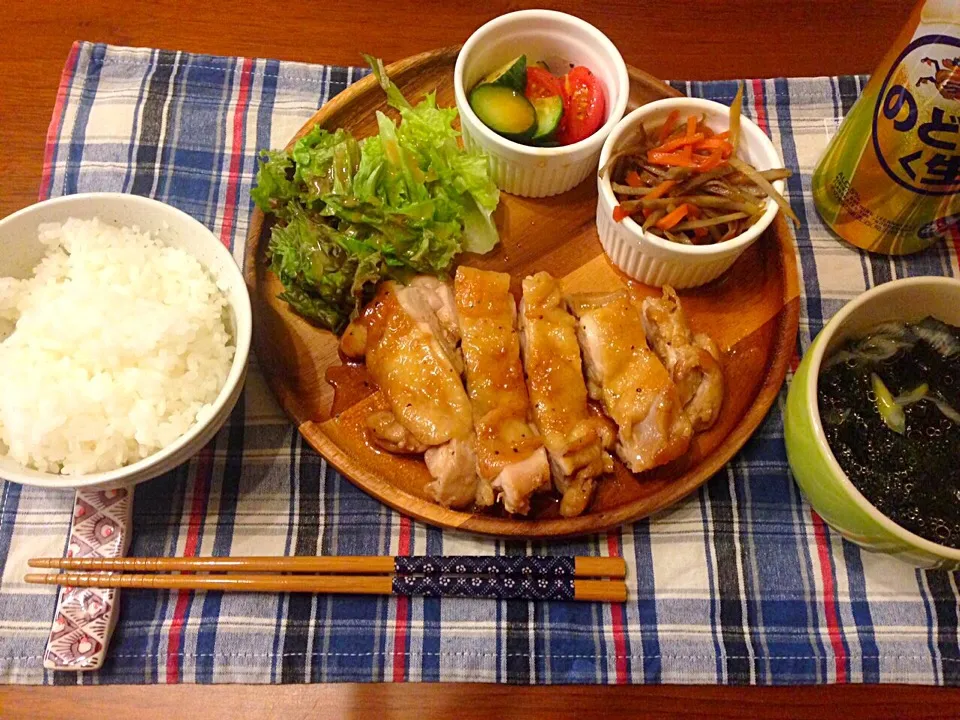 照り焼きチキン  金平牛蒡 きゅうりとトマトのサラダ ワカメスープ|haseseさん