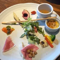 Snapdishの料理写真:前菜|なんなんさん