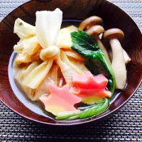 Snapdishの料理写真:湯葉包み、しめじ、紅葉麩の煮物|藤紫さん