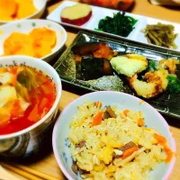 Snapdishの料理写真:炊き込みご飯・天ぷら・きんぴら・ほうれん草のお浸しetc...|ゆぼさん