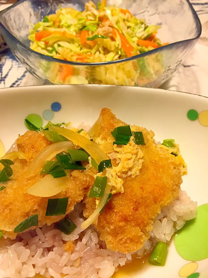 今日はお料理Day！カツ丼&自家製鶏ハムとキャベツのマカロニサラダ(*'ｪ`*)|さくたえさん