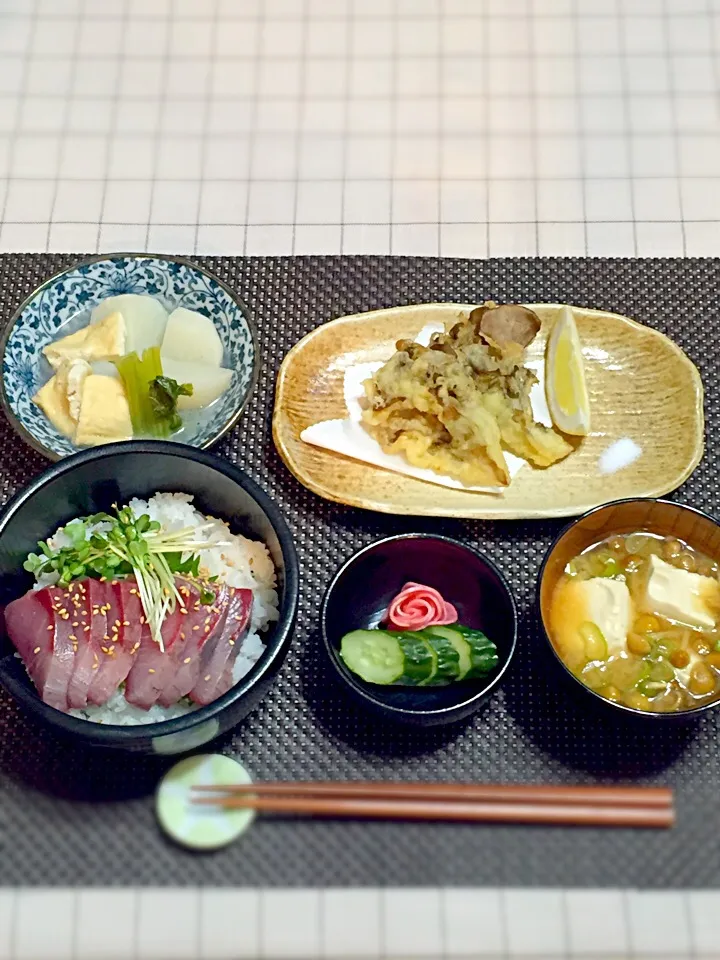 🍚夕食、いなだ丼🐟|春夏秋冬さん