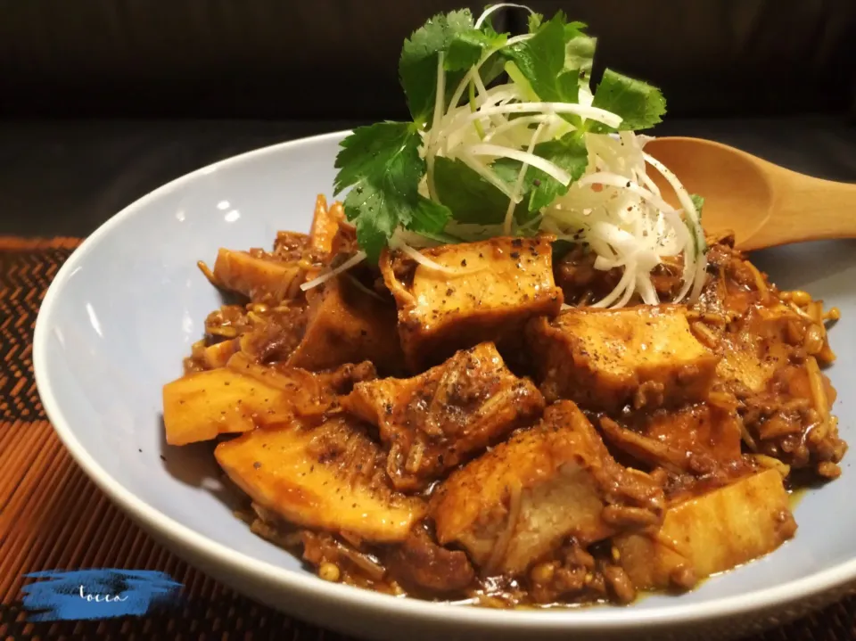 麻婆厚揚げ(∩❛ڡ❛∩)エノキとタケノコ入り🍄🍁|toccaさん