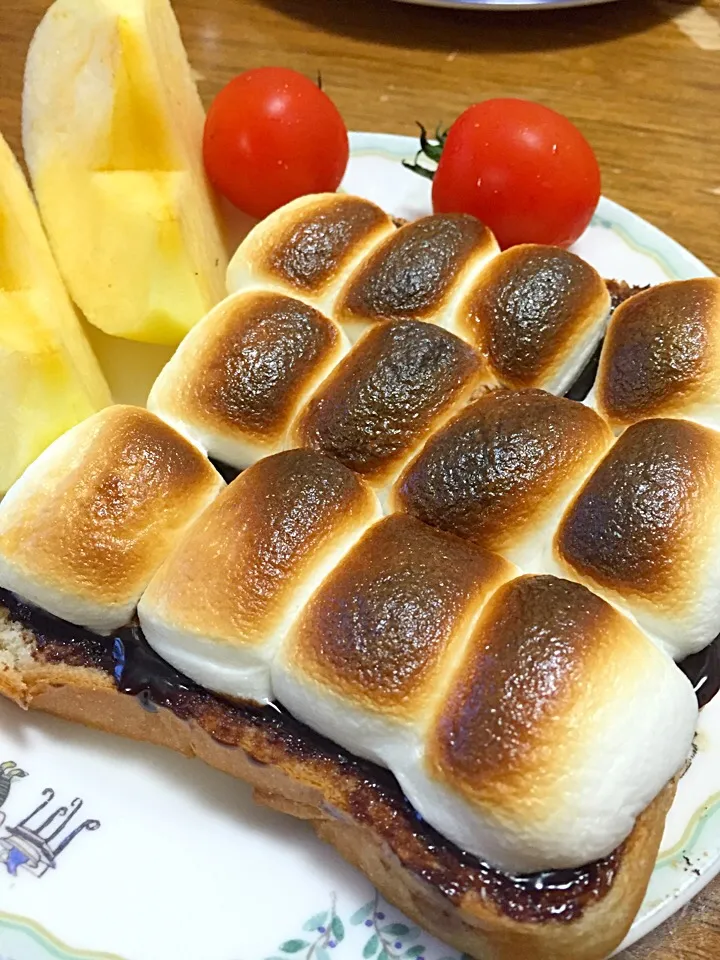 朝ごはん マシュマロトースト|さんだーさん