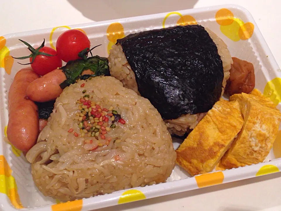 きのこご飯おにぎり弁当|ちっきーさん