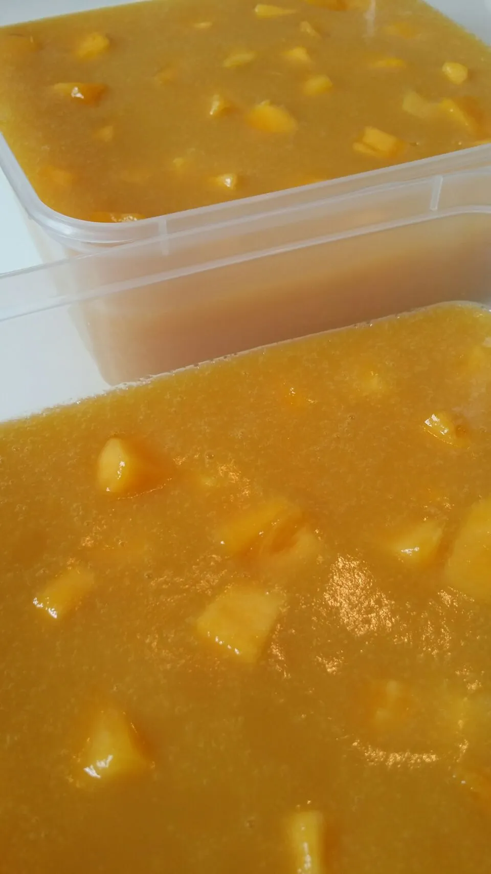 Snapdishの料理写真:Mango agar agar~~jelly #2|Jennifer Yapさん